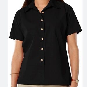 Limited Buttons down short Sleeves see thorough shirt size L